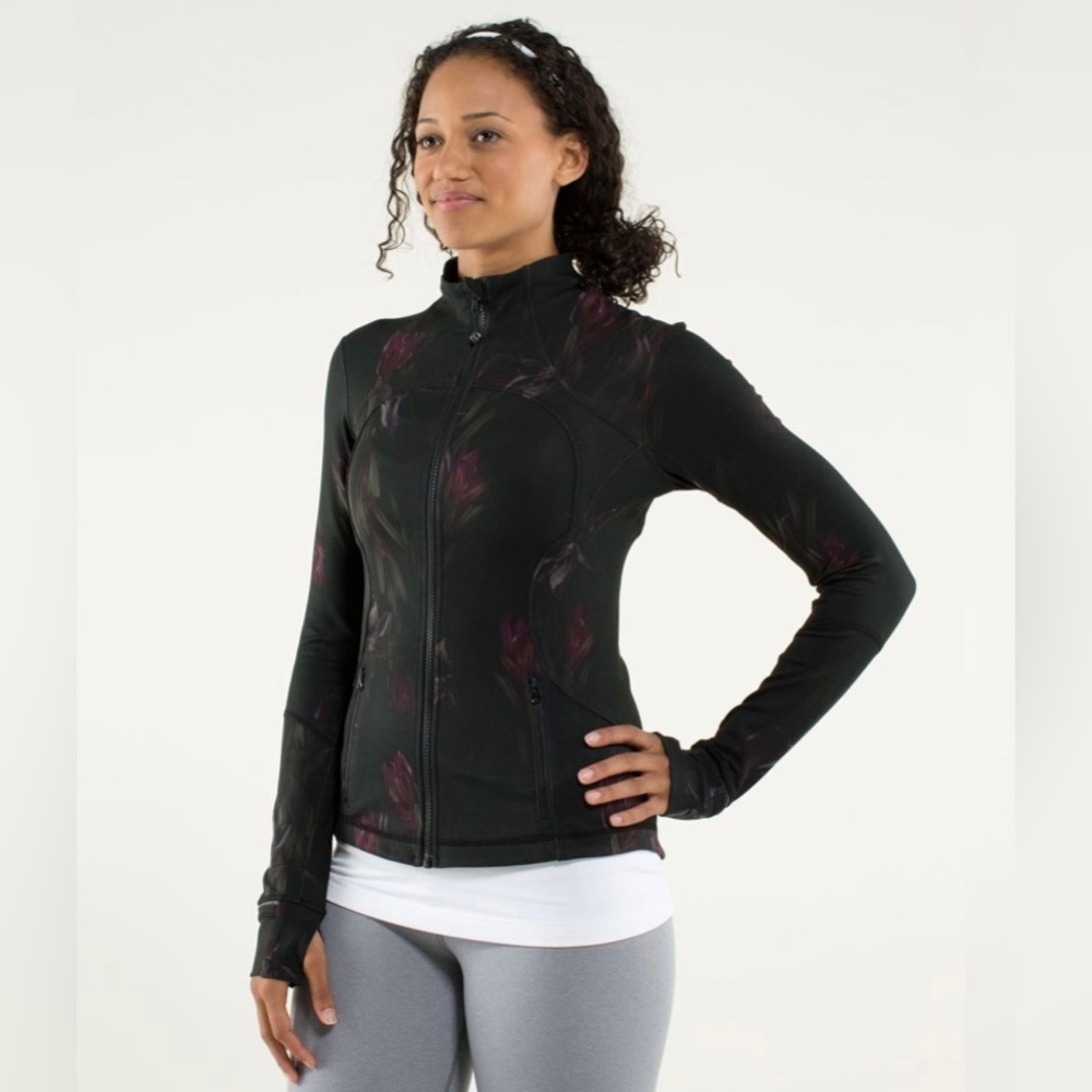 *RARE* Lululemon Forme Jacket *Cuffins in Midnight Iris